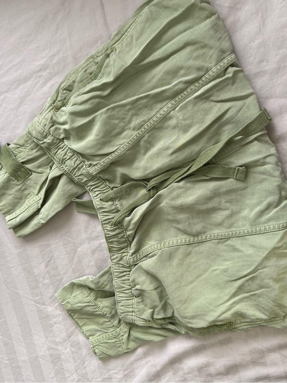 Zara Light Green Drawstring Casual Shorts